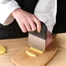 Stainless Steel Crinkle Cutter Potato Slicer Vegetable & Fruit Cutter