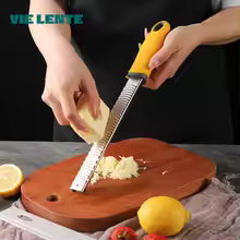 Stainless Steel Cheese Grater & Lemon Zester with Protective Cover